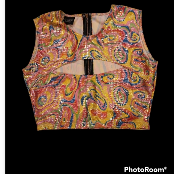 Psychedelic print Peekaboo opening sleeves CROP top. - Picture 5 of 6